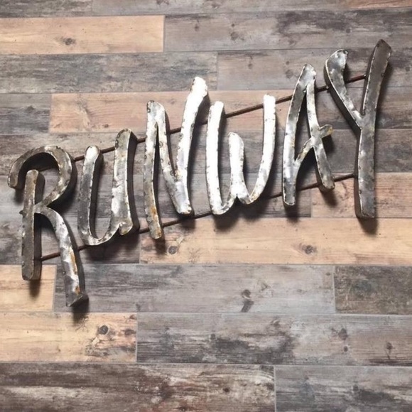 runwayboutique1